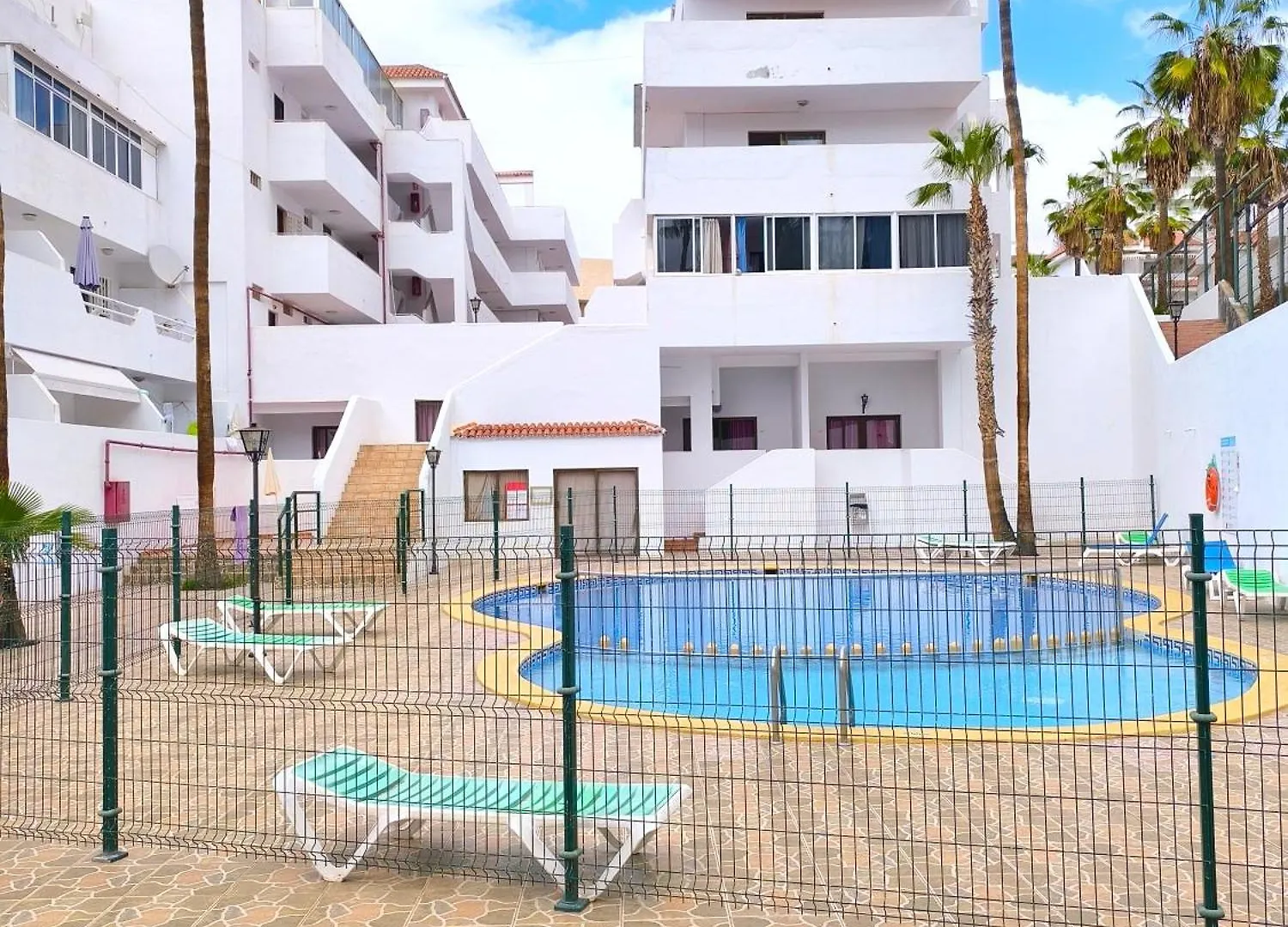 Апартаменты Las Americas Holidays Плая-де-лас-Америкас Испания
